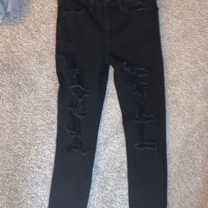 american eagle black ripped jeans!